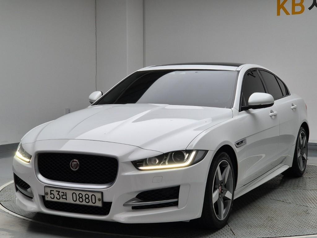 Jaguar XE R- Sport 2.0 Diesel 2