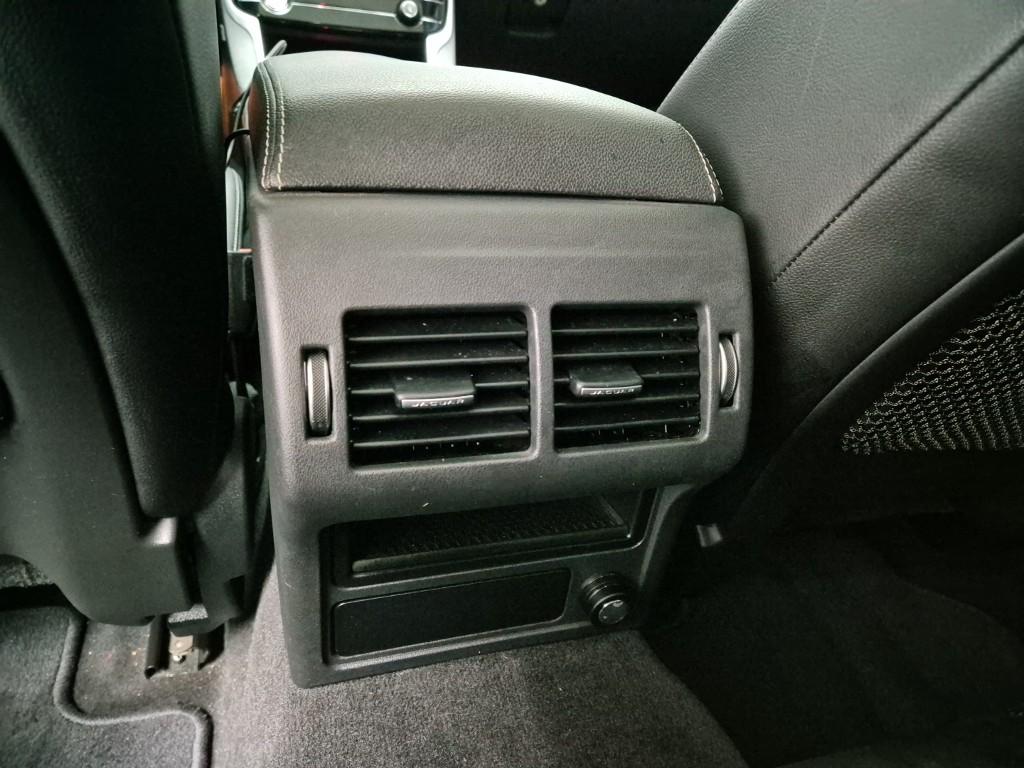 Jaguar XE R- Sport 2.0 Diesel 8