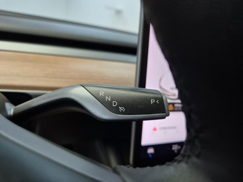Tesla Model 3 EV AWD