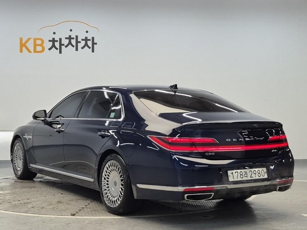 Genesis G90 Premium Luxury 3.8 GDi AWD — фото 2