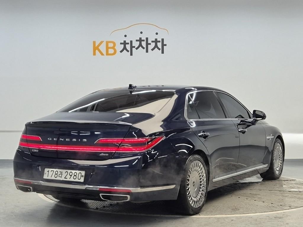 Genesis G90 Premium Luxury 3.8 GDi AWD — фото 3