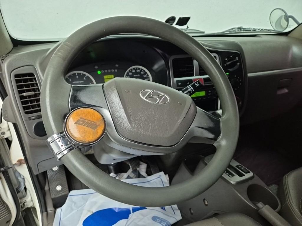 Hyundai Porter II Long Wheelbase Super Long Wheelbase Super Cab 9