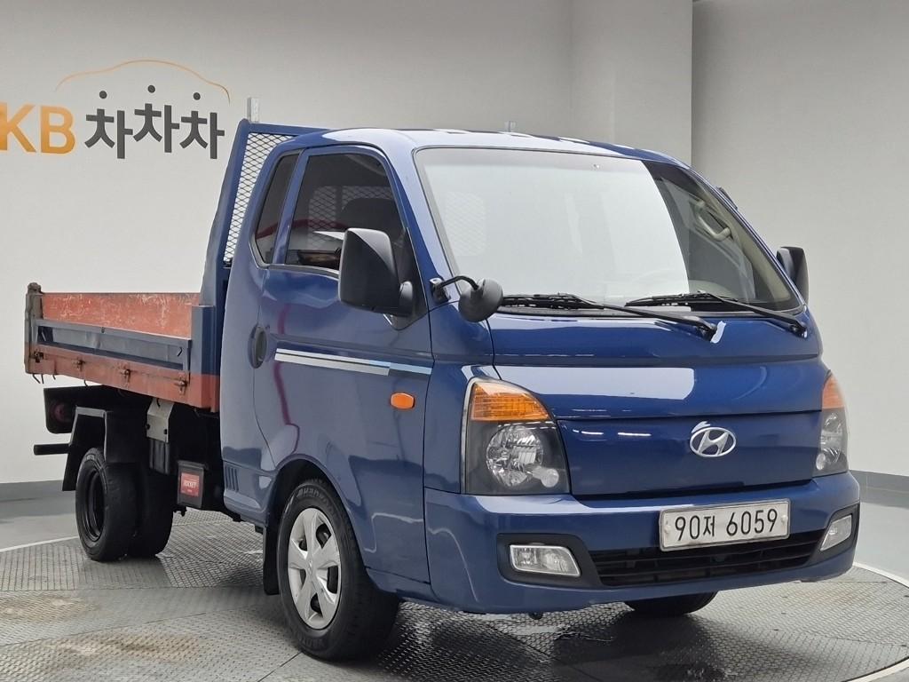 Hyundai Porter II 2WD Long Wheelbase Super Cab 2WD 5