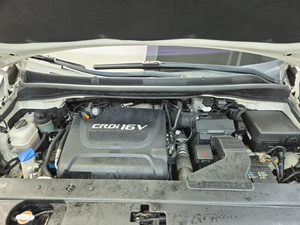 Kia Carnival Noblesse R2.2 E-VGT 6