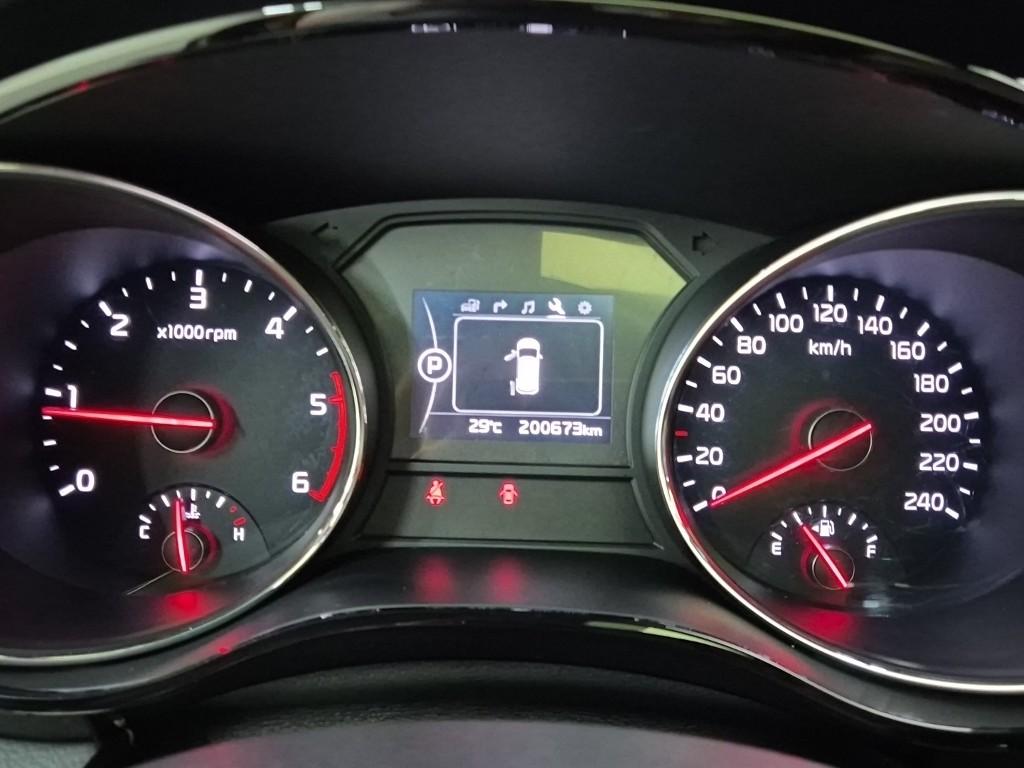 Kia Carnival Noblesse R2.2 E-VGT 7