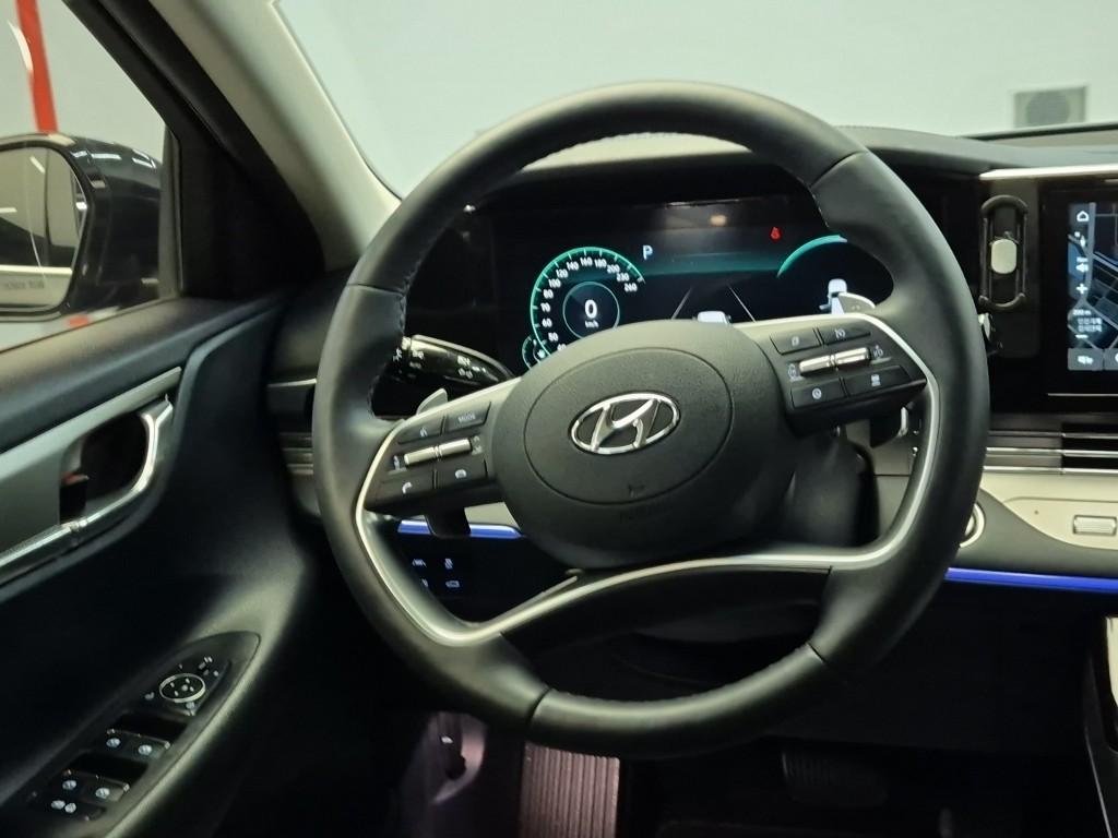 Hyundai Grandeur IG Premium Choice Smartstream G2.5 10