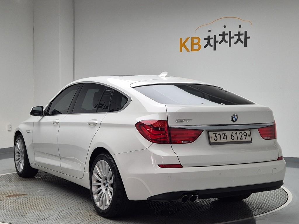 BMW 5 Series Gran Turismo 2013 photo 2