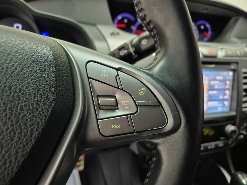 KG Mobility (Ssangyong) Korando TX Plus 2.2 9 Seater 4WD - фото 15