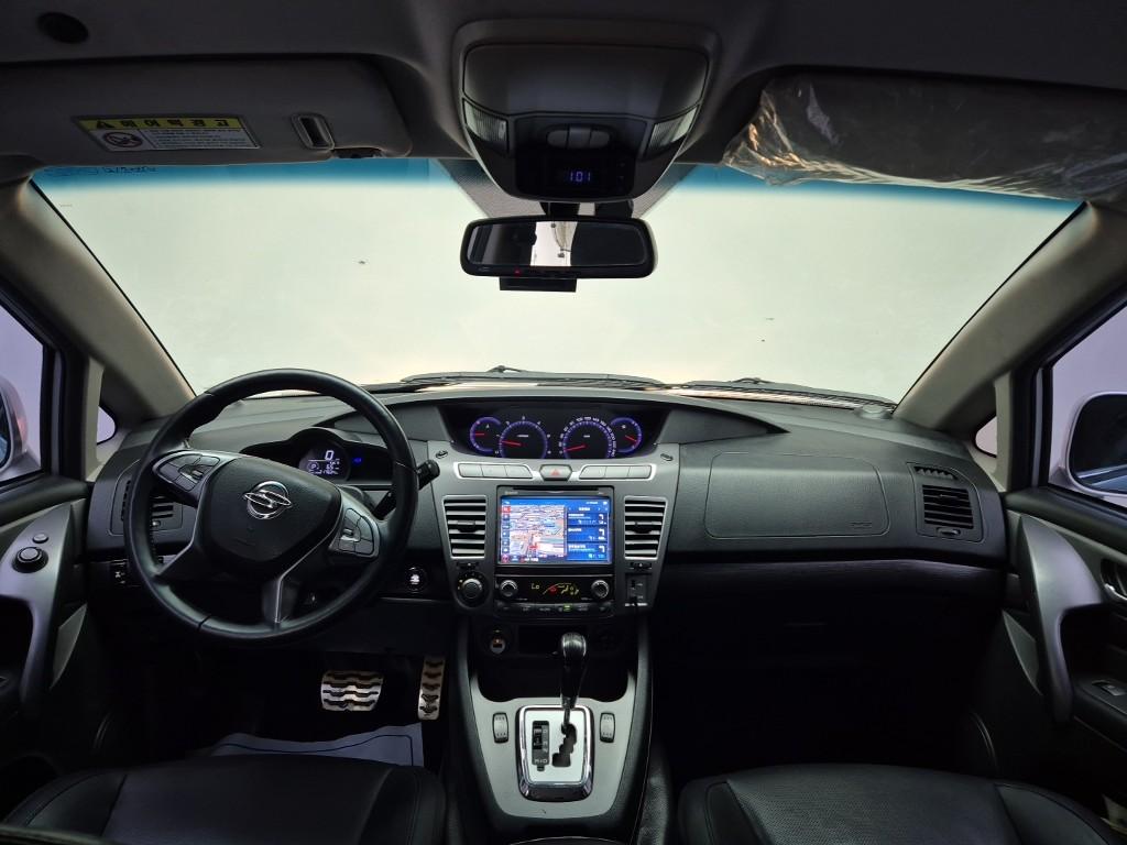 KG Mobility (Ssangyong) Korando TX Plus 2.2 9 Seater 4WD - фото 7