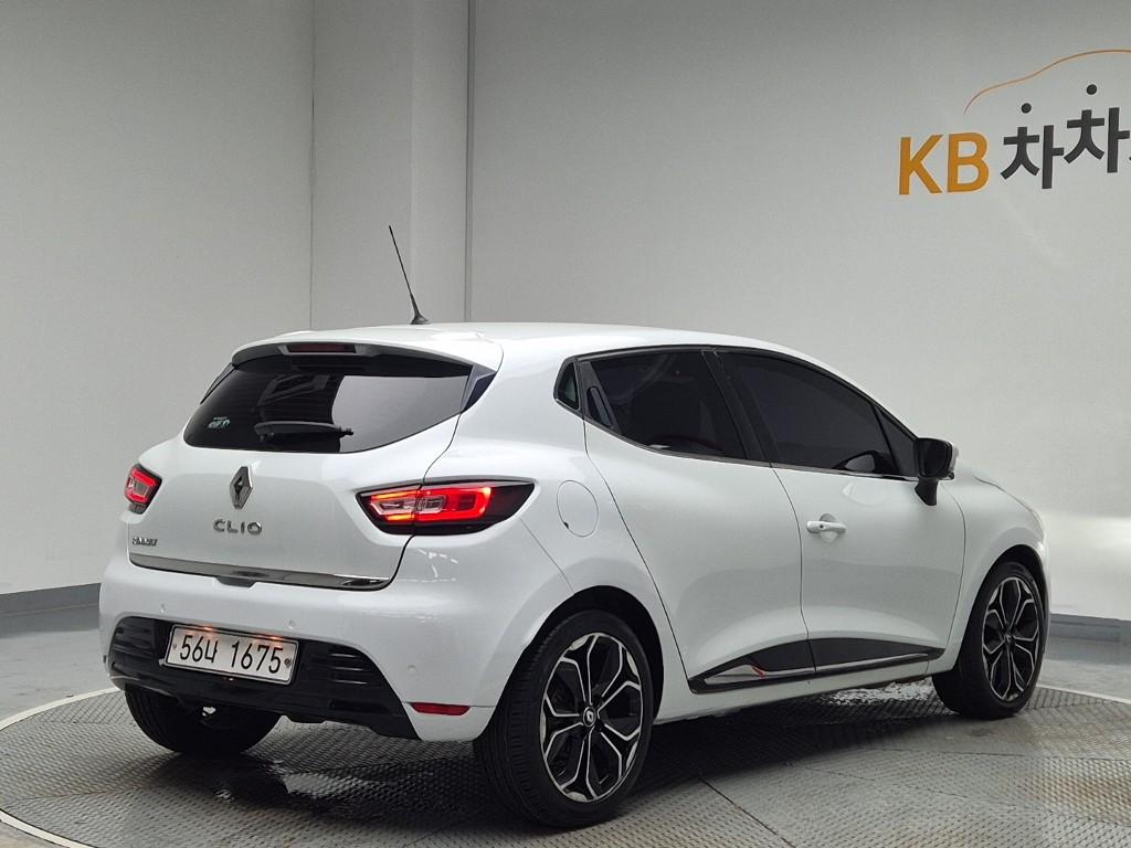 Renault Clio Samsung Intense 1.5dCi 4