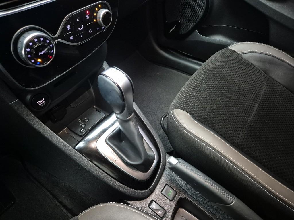 Renault Clio Samsung Intense 1.5dCi 9