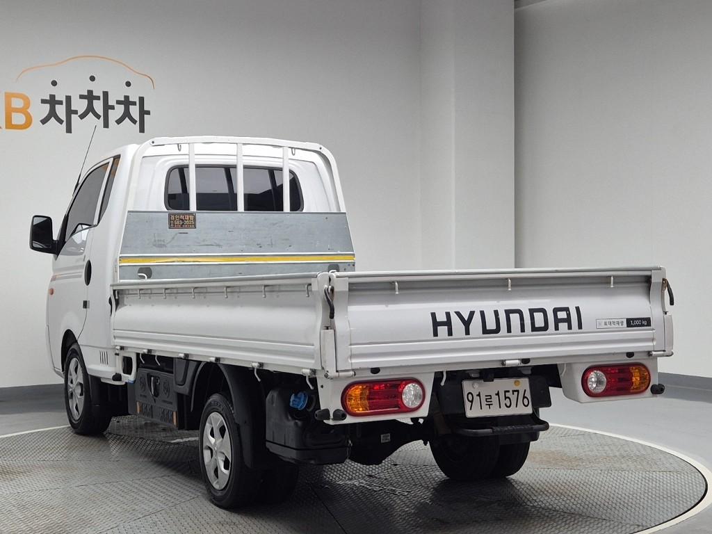 Hyundai Porter II Long Wheelbase Style Long Wheelbase Super Cab 3