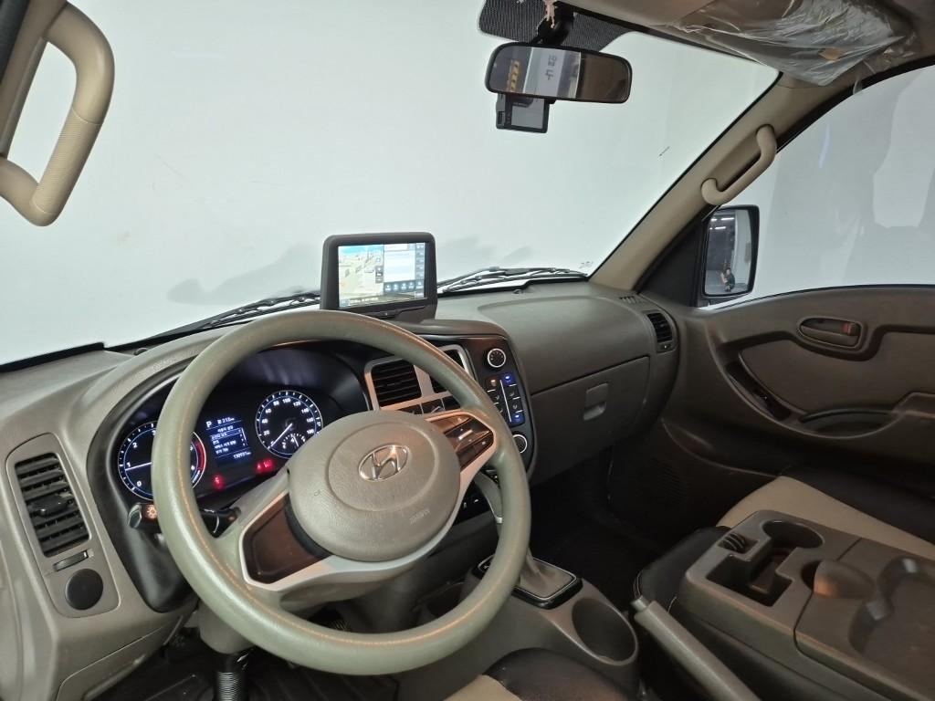 Hyundai Porter II Long Wheelbase Style Long Wheelbase Super Cab 7