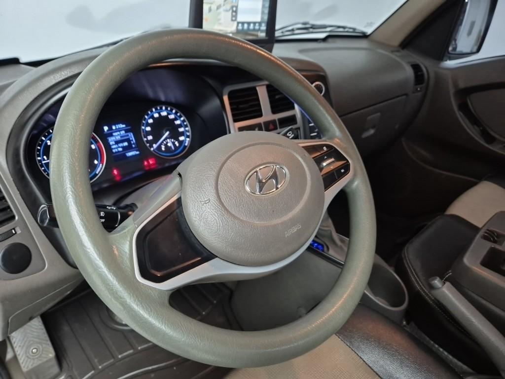 Hyundai Porter II Long Wheelbase Style Long Wheelbase Super Cab 9