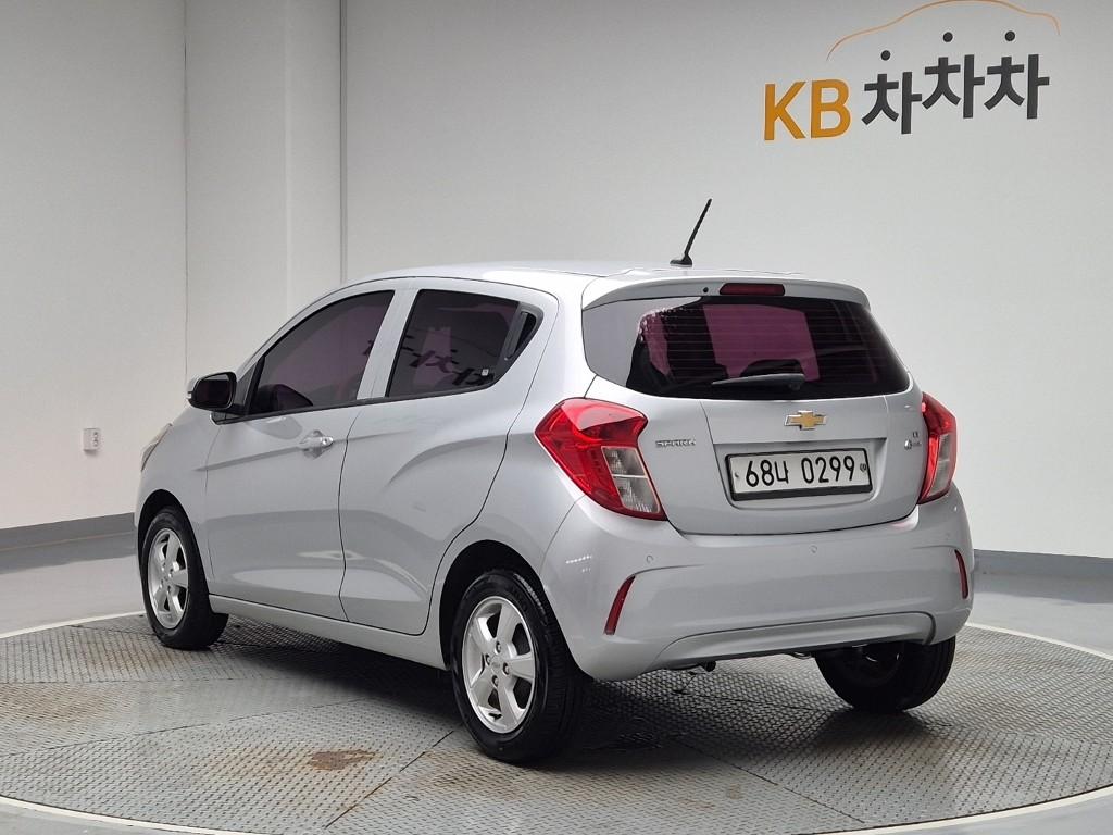 Chevrolet Spark The Next Plus 1.0 Gasoline 3