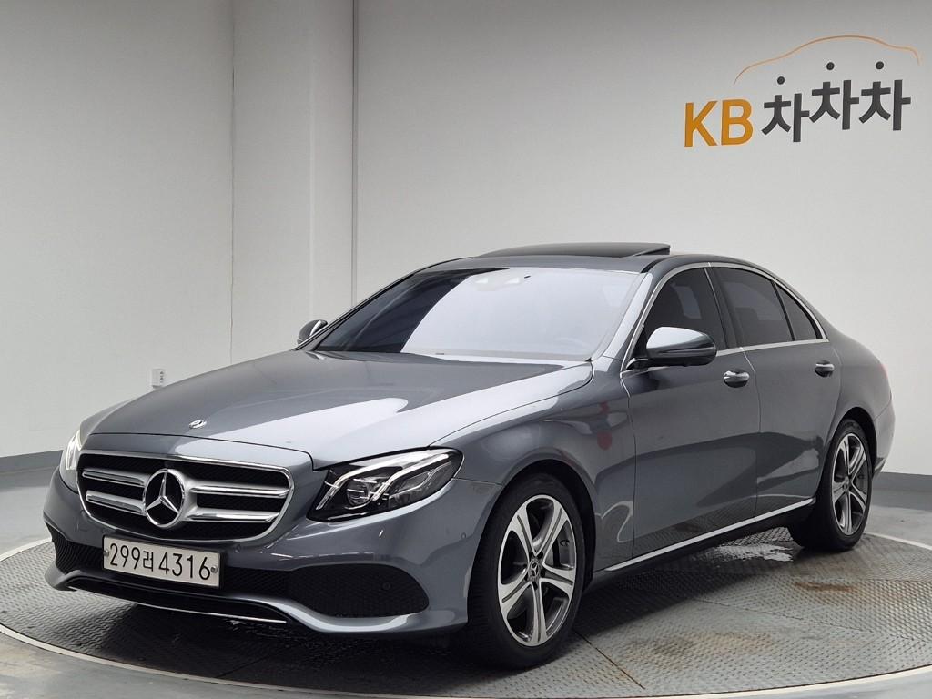 Mercedes-Benz E-Class 5 Generation Avantgarde E300