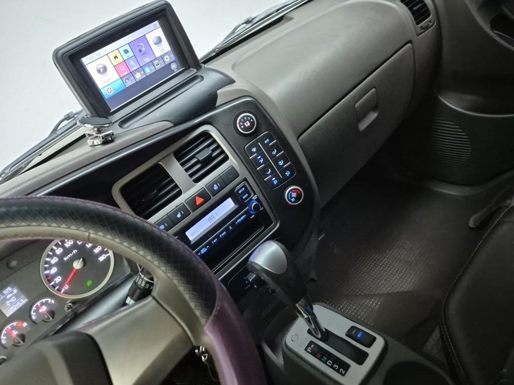 Hyundai Porter II Long Wheelbase Smart Long Wheelbase Double Cab 10