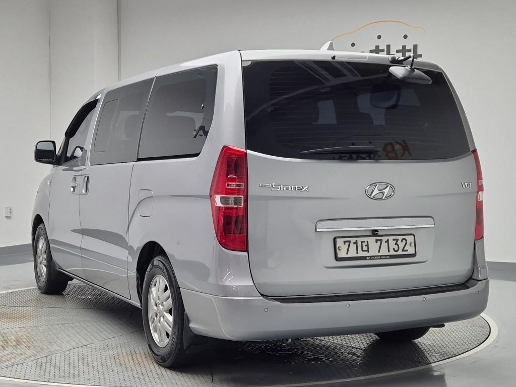 Hyundai Starex Grand Smart 2.5 VGT/ WGT Wagon 3
