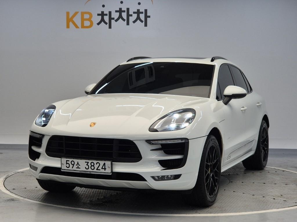 PORSCHE Macan 3.0 GTS