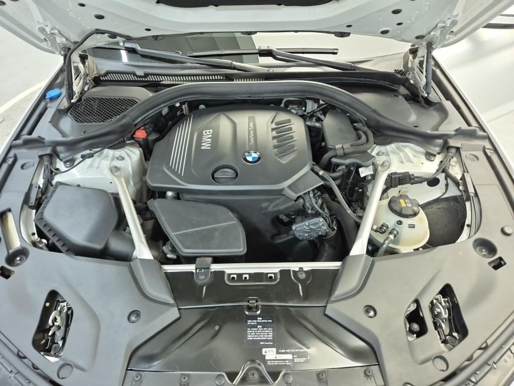 BMW 5 Series Luxury Line Special 520d Luxury 6