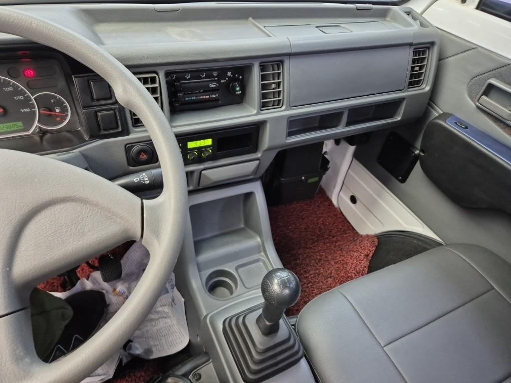 Chevrolet Labo New Deluxe Long Cargo 10