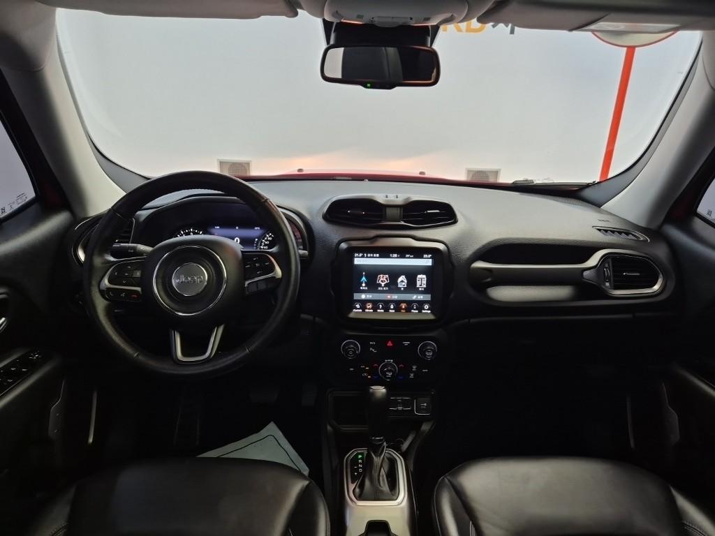 Jeep Renegade Limited 2.4 Limited 8