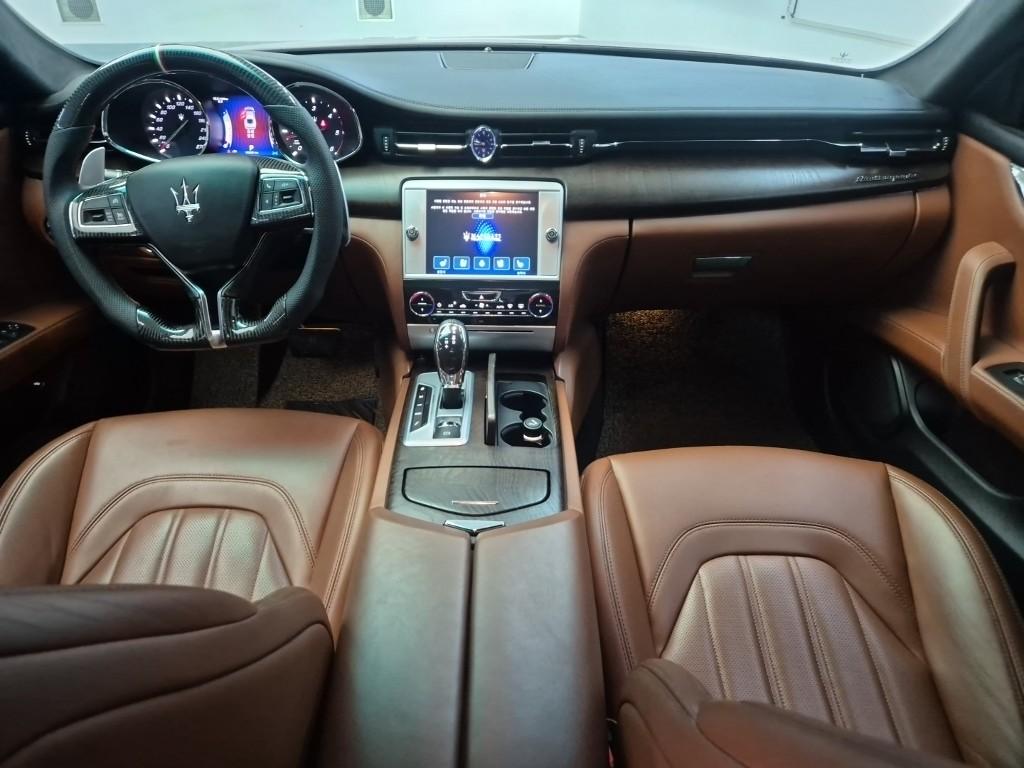 MASERATI Quattroporte (6th Generation) 3.0 Diesel