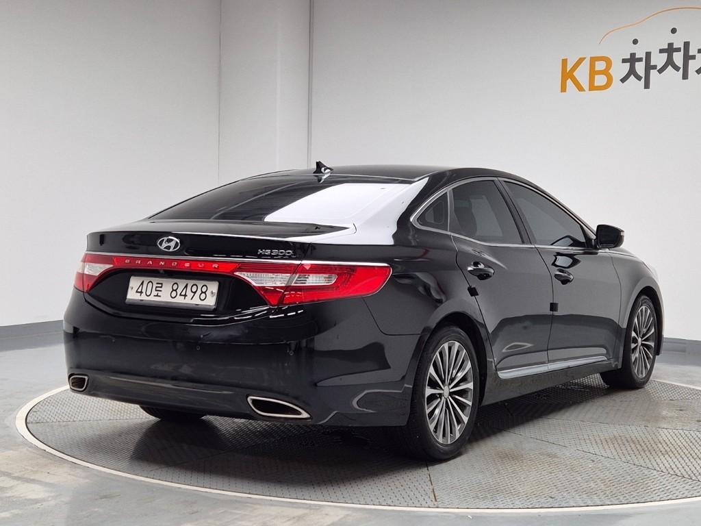 Hyundai Grandeur HG Exclusive HG 300 4