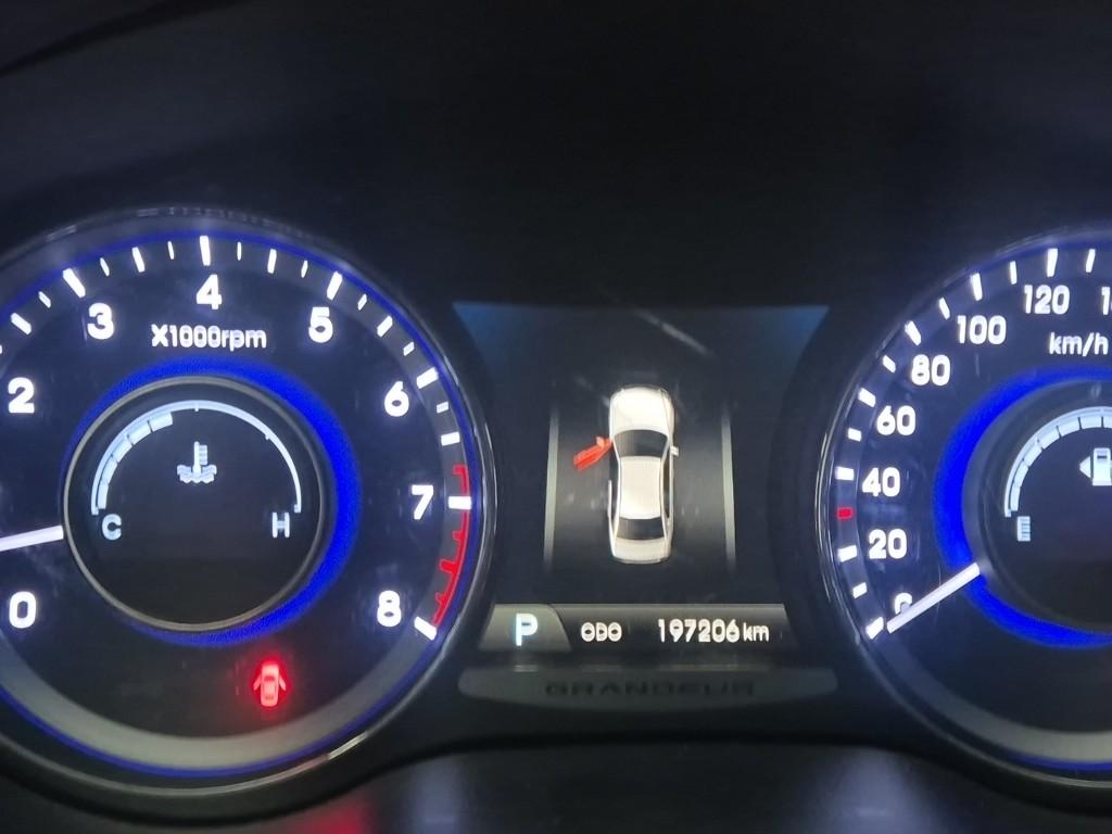 Hyundai Grandeur HG Exclusive HG 300 7