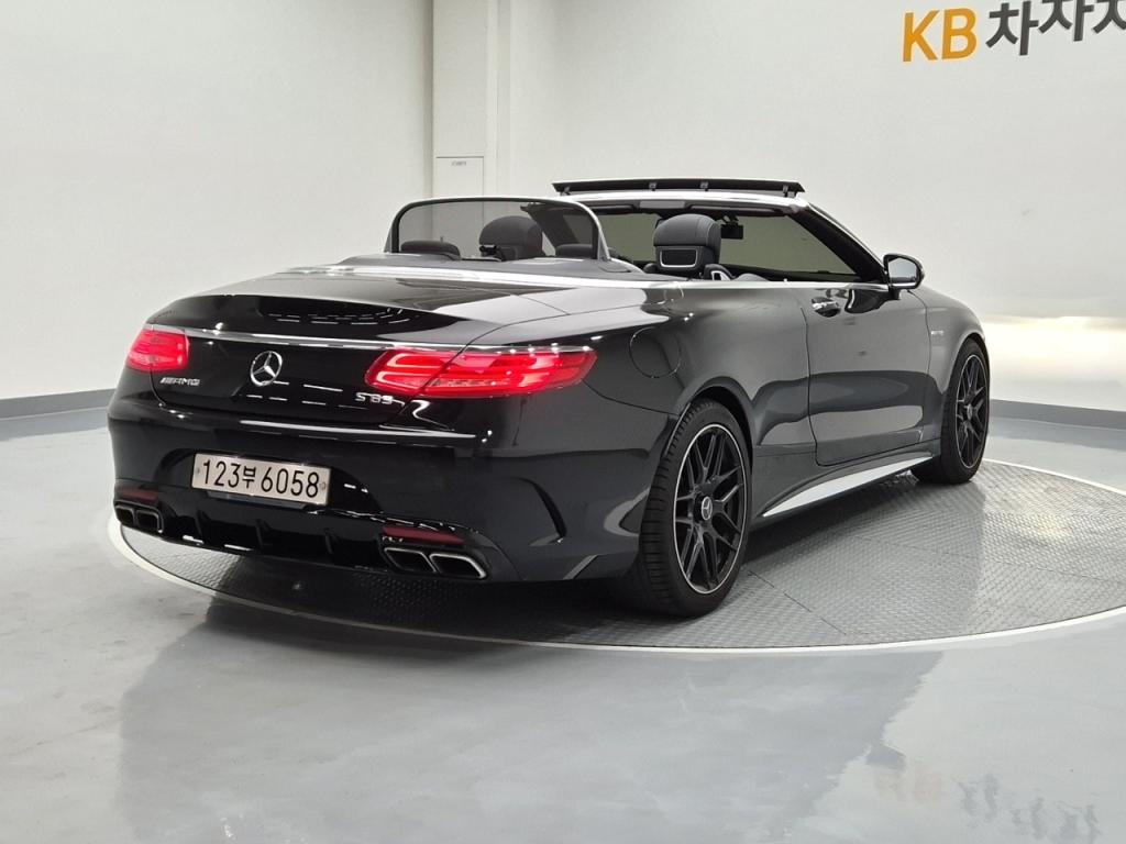 Mercedes-Benz S-Class S63 AMG 4MATIC Cabriolet 4