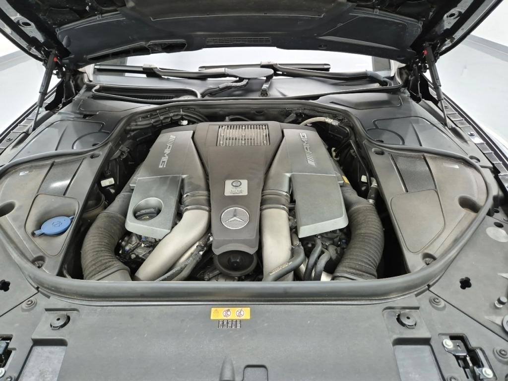 Mercedes-Benz S-Class S63 AMG 4MATIC Cabriolet 6