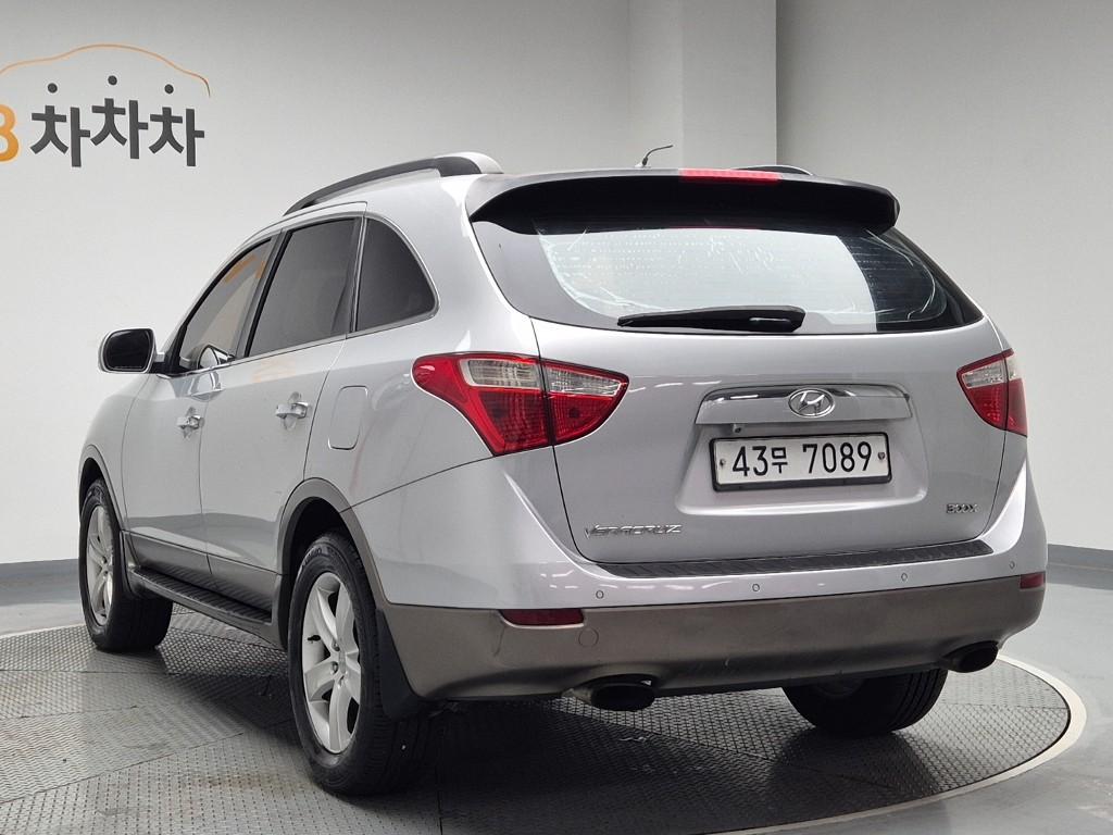 HYUNDAI Veracruz Diesel 2WD