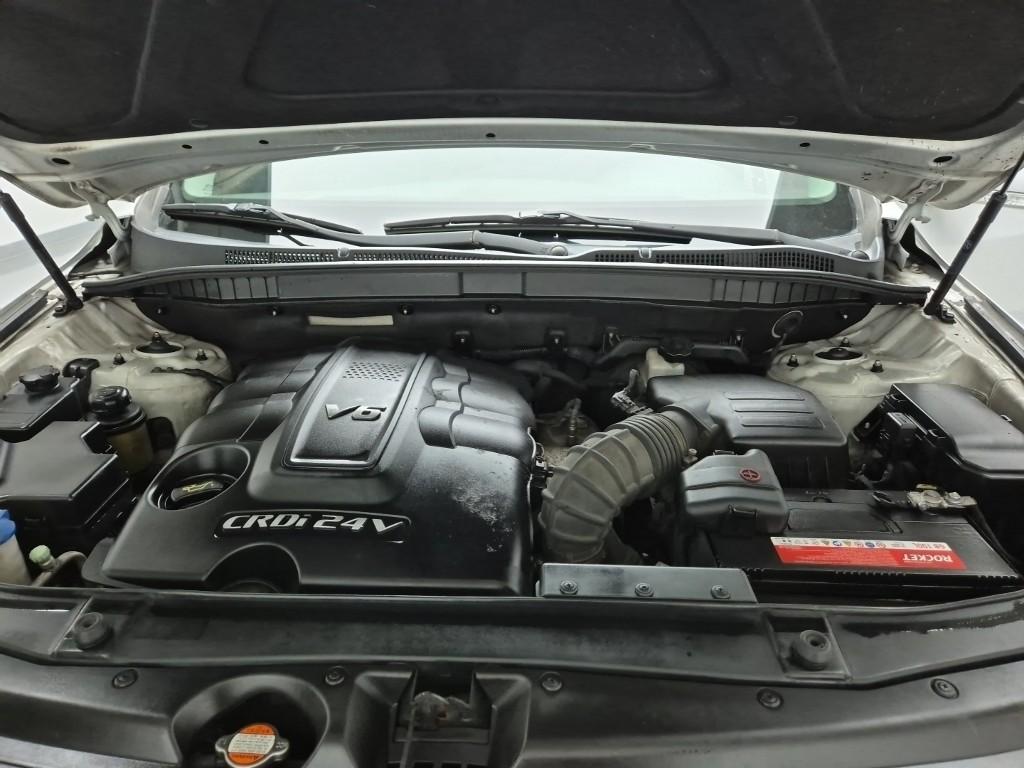HYUNDAI Veracruz Diesel 2WD