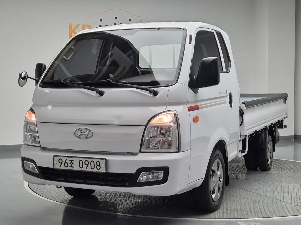 Hyundai Porter II Low Fixed Floor Long Wheelbase Super Cab