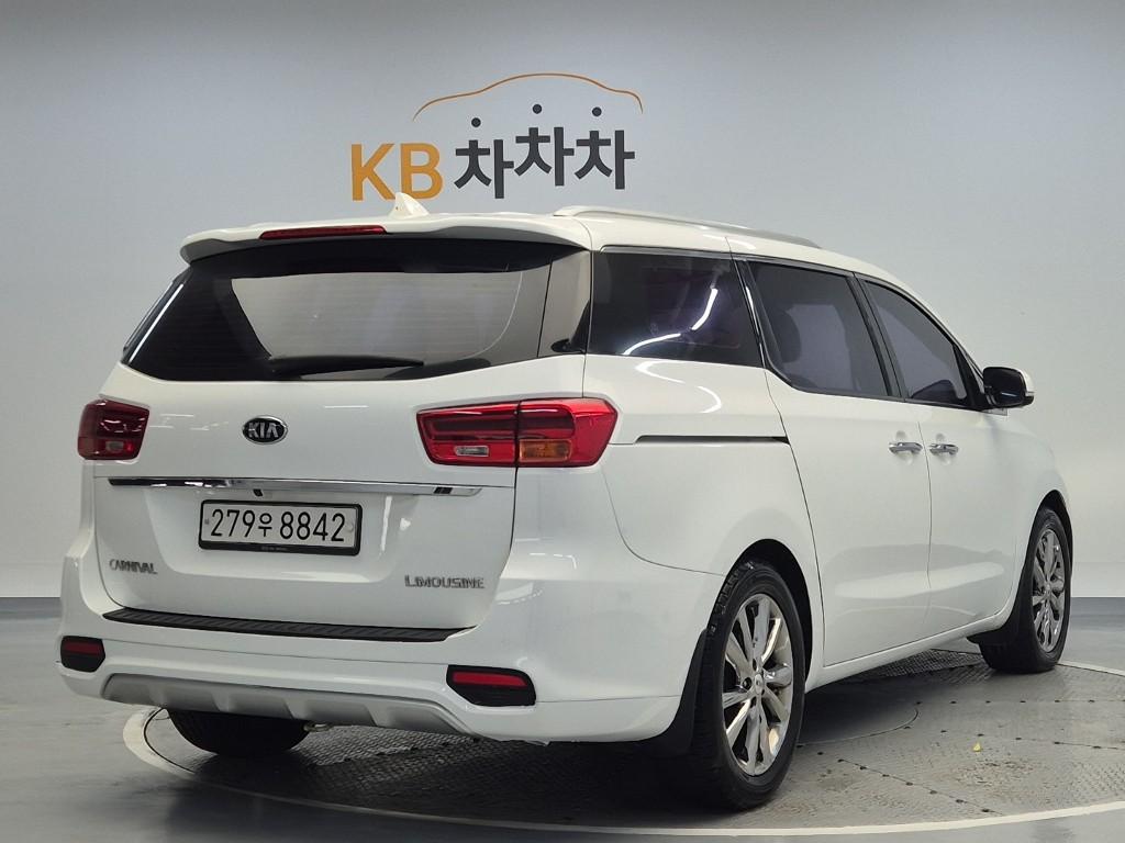 Kia Carnival President R 2.2 E-VGT Limousine 4