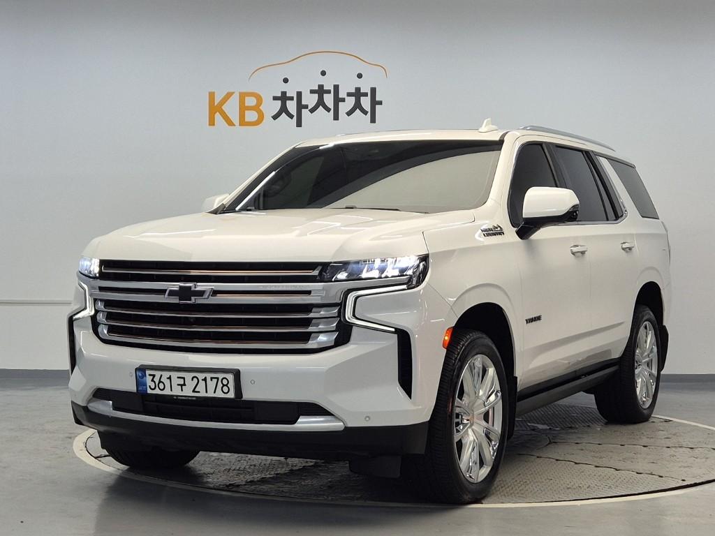 Chevrolet Tahoe Dark Night 6.2 Gasoline 2