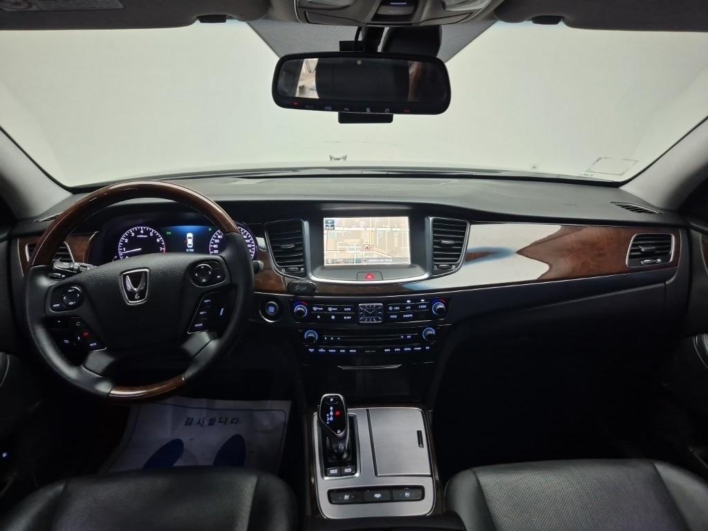 HYUNDAI Ecuus (New Model) VS380