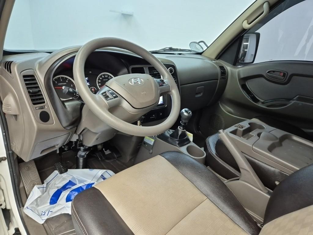 Hyundai Porter II Super Cab Twin Comp High Refrigerated Truck Long Wheelbase Super Cab 7