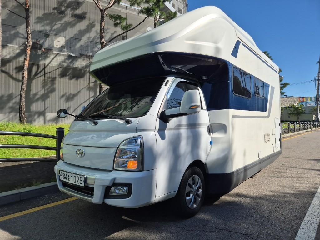 Hyundai Porter II Deluxe Extended Type