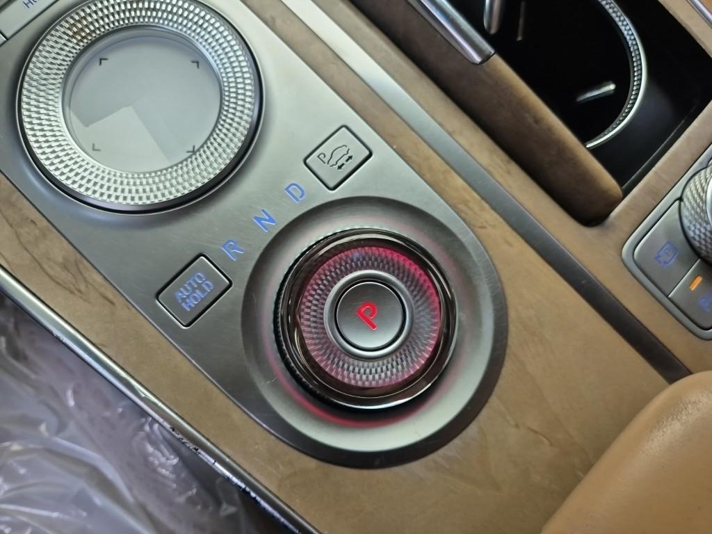 Genesis GV80 Base Type Gasoline 3.5 Turbo AWD 9