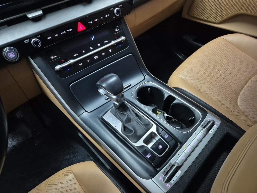 Kia Carnival New KA4 Prestige D2.2 Diesel 9