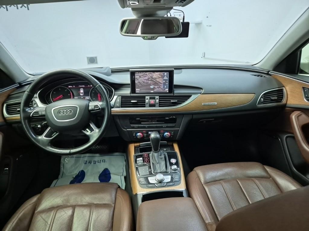 VW/AUDI A6 (4th Generation) 40 TDI Quattro