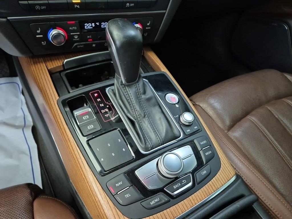 VW/AUDI A6 (4th Generation) 40 TDI Quattro