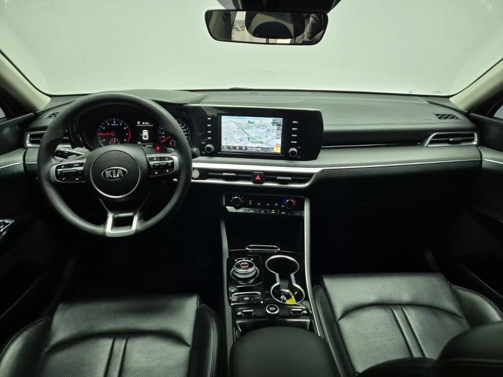 Kia K5 New DL3 Trendy 2.0 Gasoline 8