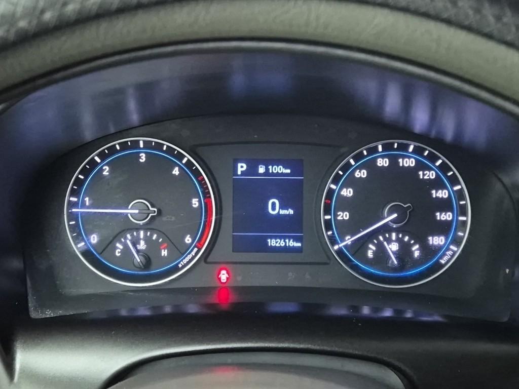 Hyundai Porter II Low Fixed Floor Long Wheelbase Super Cab 6