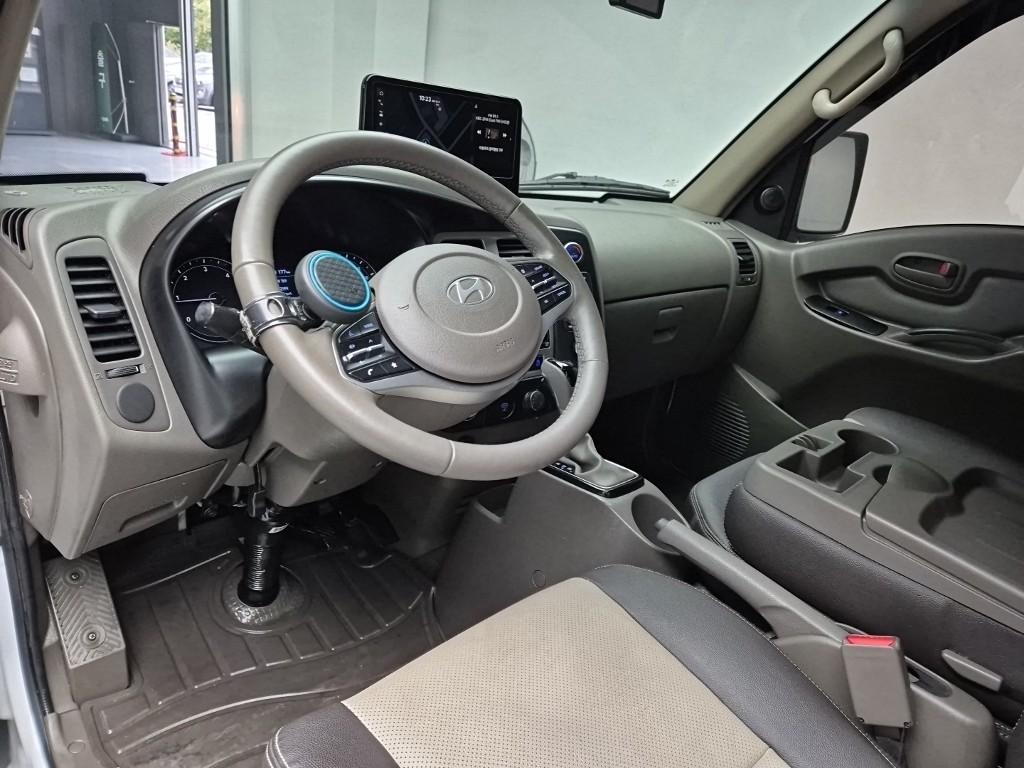 Hyundai Porter II LPG Powergate LPG Fixed Floor Powergate Long Wheelbase Super Cab 7