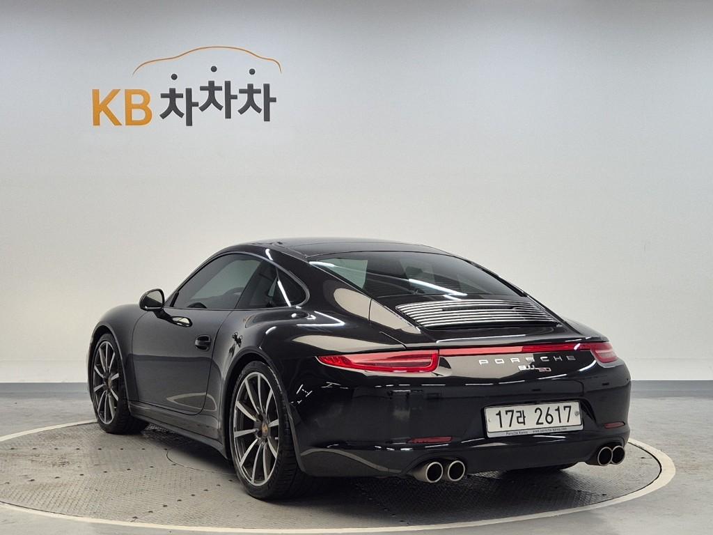PORSCHE 911 (991) Carrera 4S