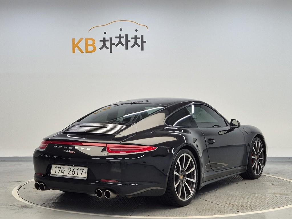PORSCHE 911 (991) Carrera 4S