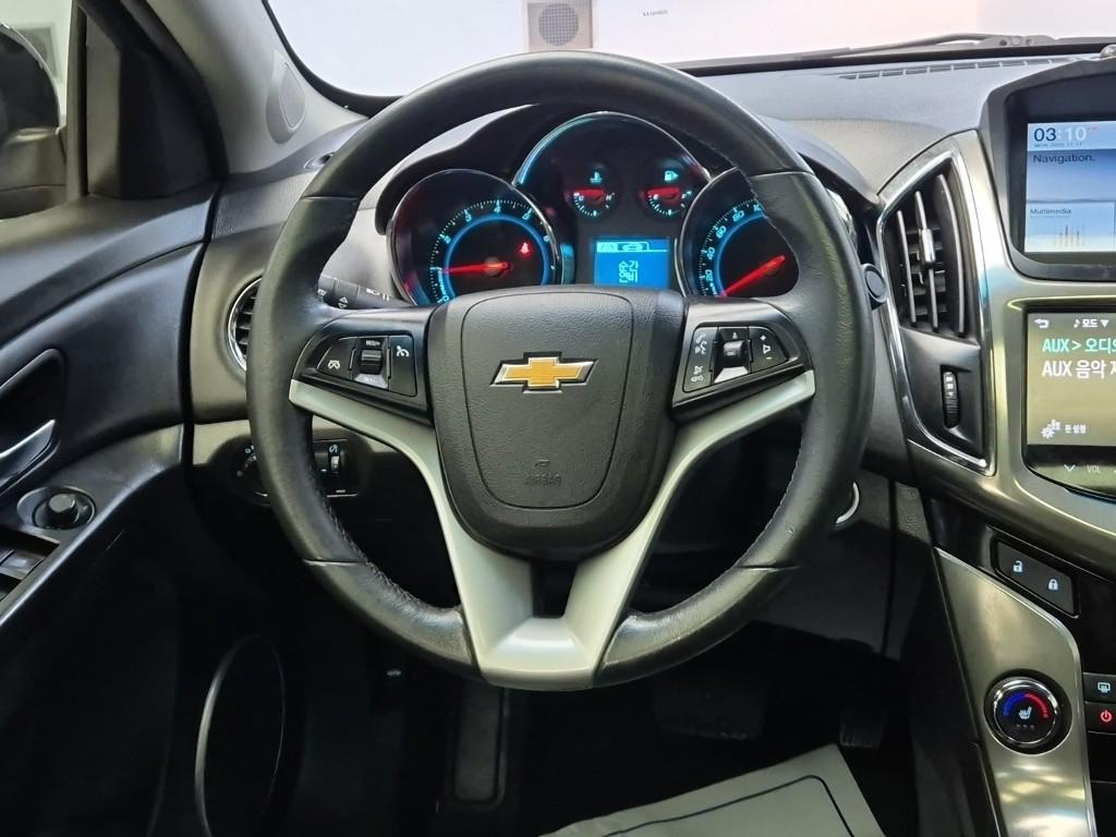 Chevrolet Cruze LTZ+ 1.8 Gasoline 10