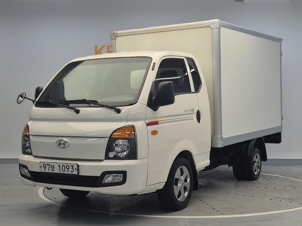 Hyundai Porter II Super Cab Fixed Floor Long Wheelbase Super Cab
